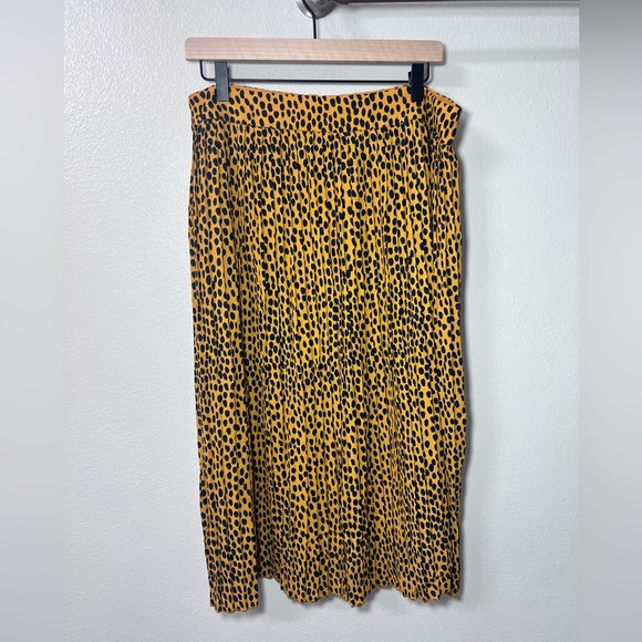 J. Crew Dresses & Skirts - J.Crew Pleated Midi Skirt Size 14 NWT